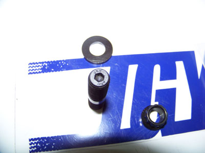 exhaust manifold studs